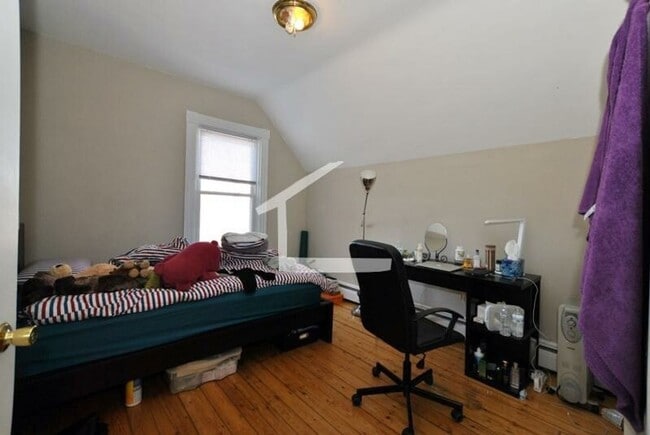 Building Photo - 50 Pratt St