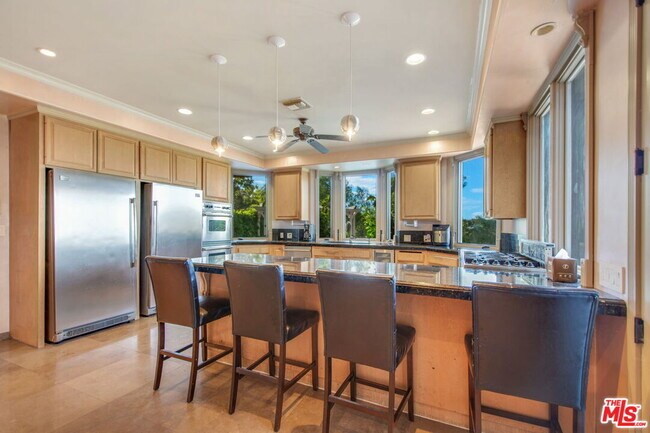 Foto del edificio - 24485 Park Granada