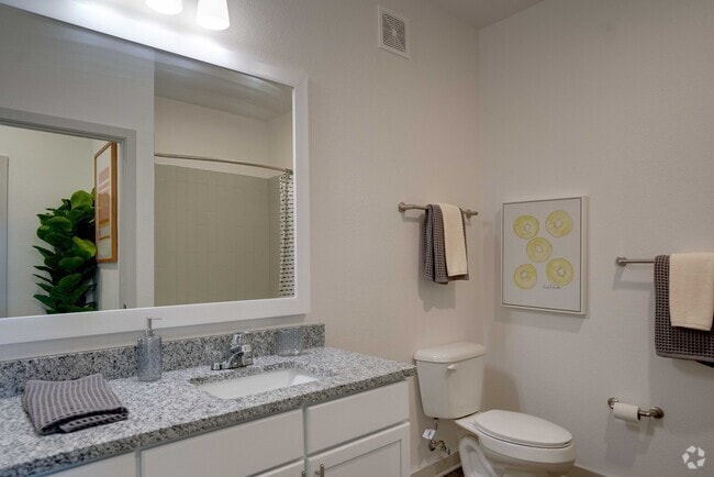 1HAB, 1BA - 816 ft² - The Clarke at Kendall Town Apartments