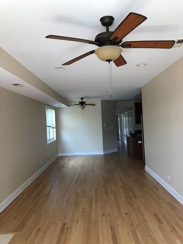 Foto del edificio - 2826 W Harrison St