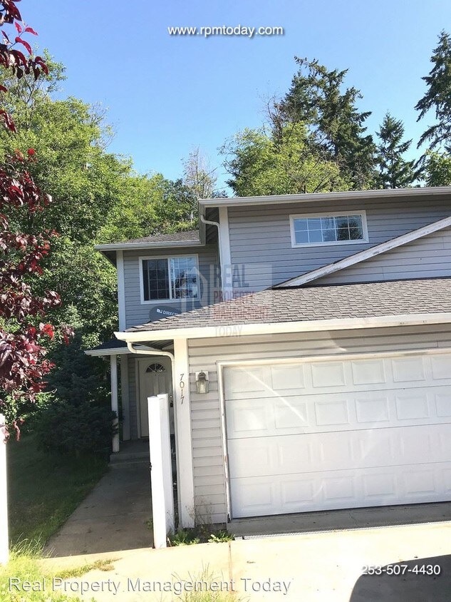 Foto principal - 7017-7019 128th St E