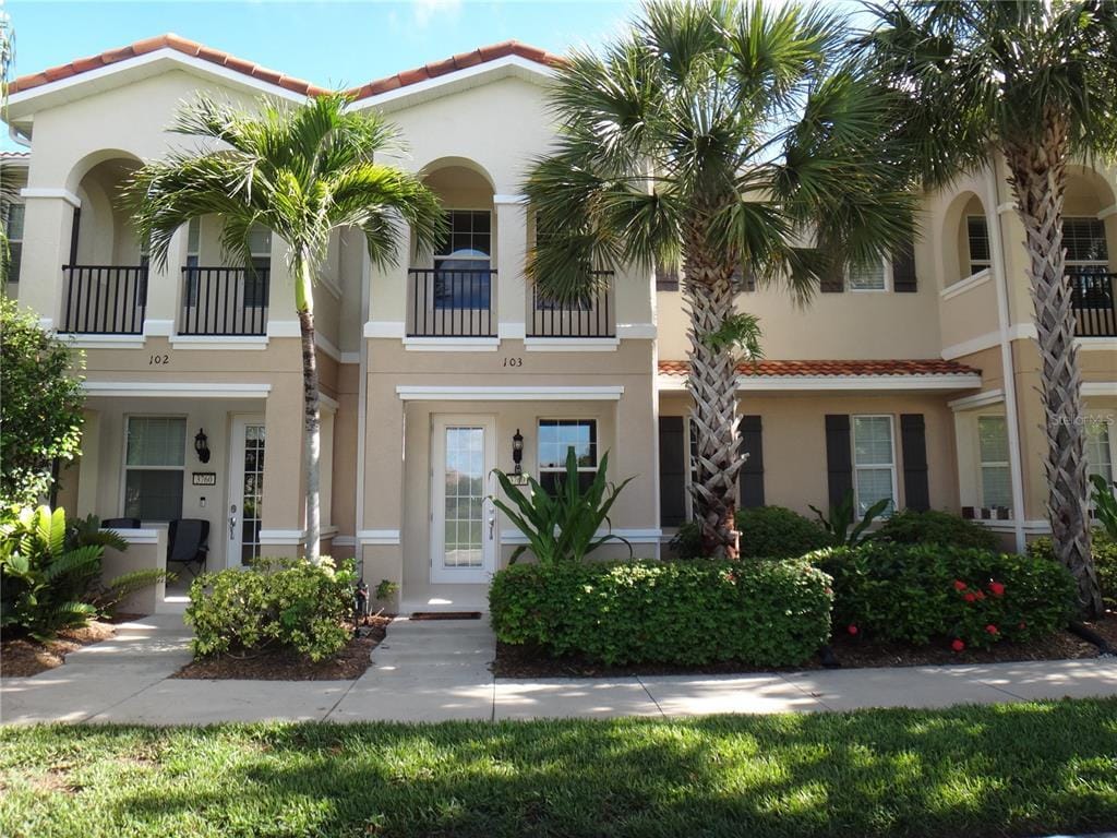 3760 82nd Ave Cir E, Sarasota, FL 34243 Townhouse for Rent in