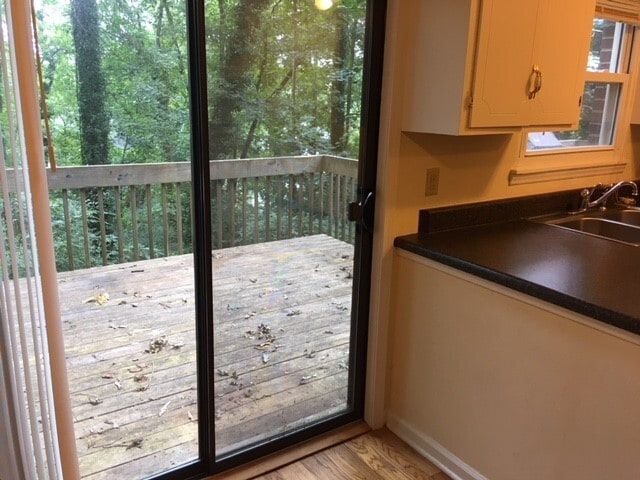 Building Photo - 216 Lacustrian Ln