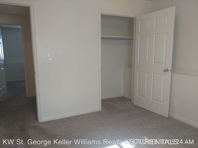 Building Photo - 154 E 100 N