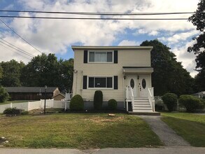 Building Photo - 55 Malwood Ave