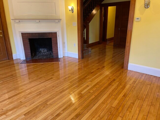 Building Photo - 52 Woburn St