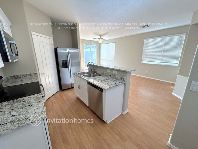 Foto del edificio - 1213 E Graham Trail