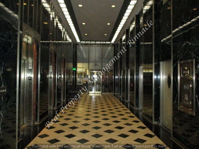 Foto del edificio - 114 W. Adams Street #307