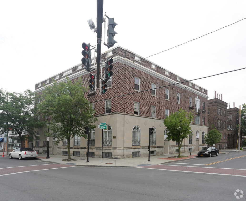 400 Delaware Ave Apartments Albany, NY