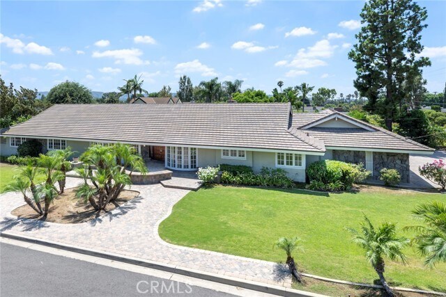 Building Photo - 18902 Montecito Dr