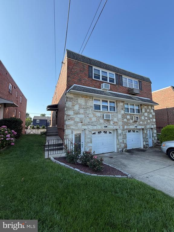 Primary Photo - 9317 Cottage St