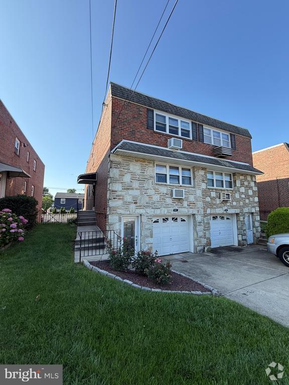Building Photo - 9317 Cottage St