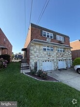 Building Photo - 9317 Cottage St