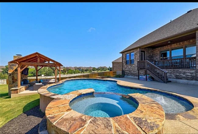 Building Photo - 104 Garner Park Cove