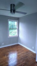 Building Photo - 2028 Saxton Ave