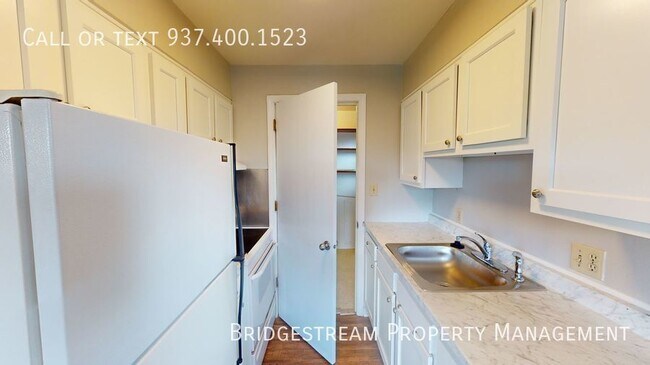Foto del edificio - Bright, updated 1 bed 1 bath apartment in ...