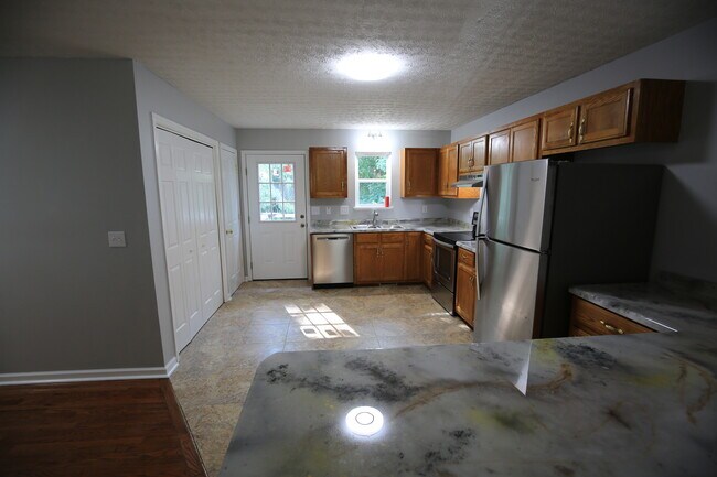 Cocina - 409 Filter Plant Rd