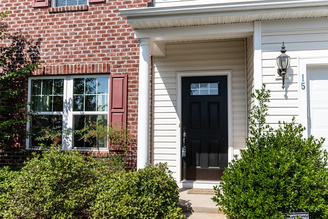 Building Photo - 15 Bauder Ct
