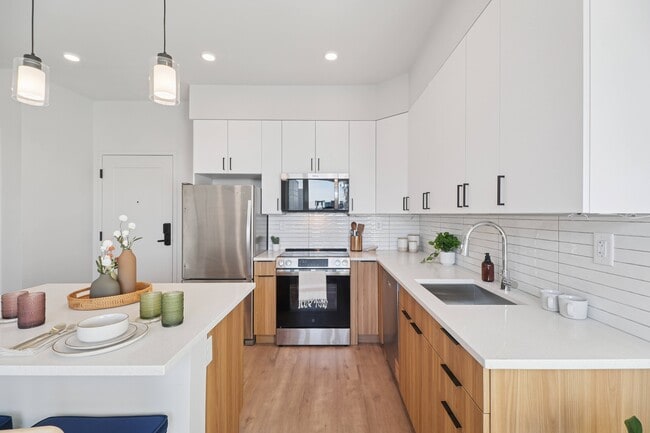 Building Photo - Via Callowhill