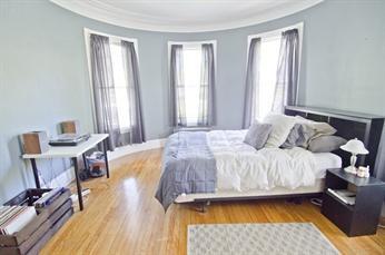 Primary Photo - 121 Ashmont St