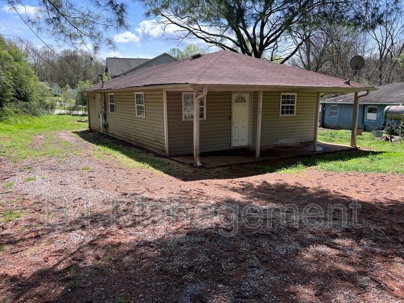 1130 Upper Valley Falls Rd, Boiling Springs, SC 29316 House Rental in