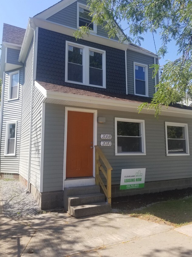 Primary Photo - 2068 W 65th St
