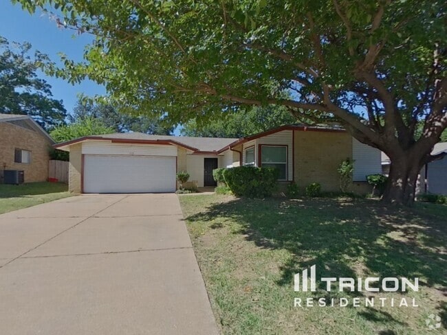 Building Photo - 713 Cavendish Dr