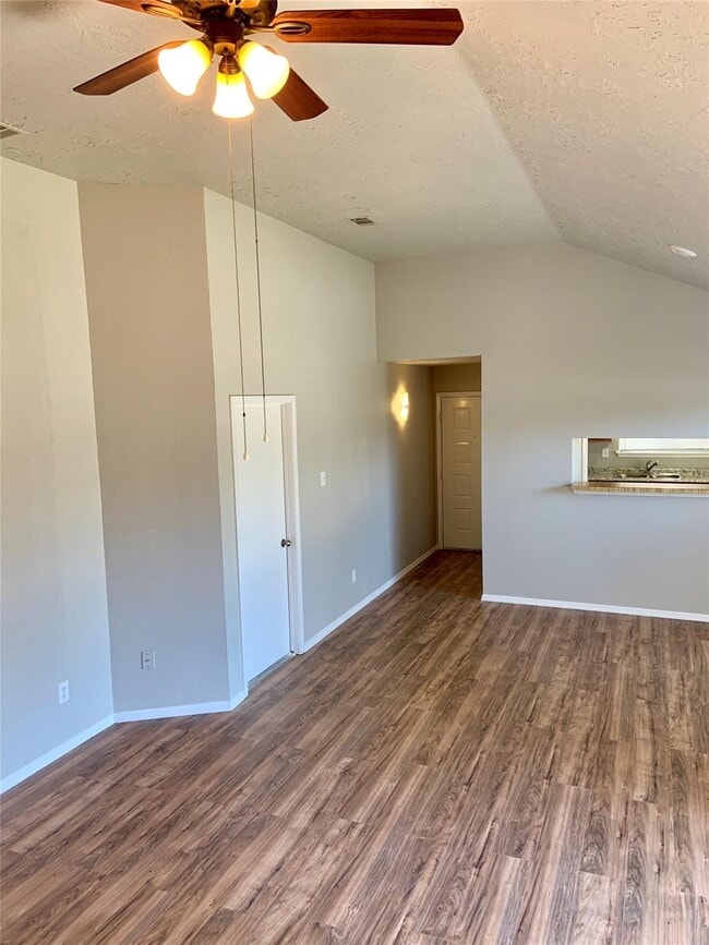 Foto del edificio - 11003 Panicum Ct