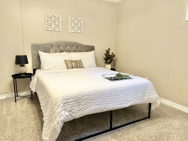 Photo - 9515 SW Edgewood St House