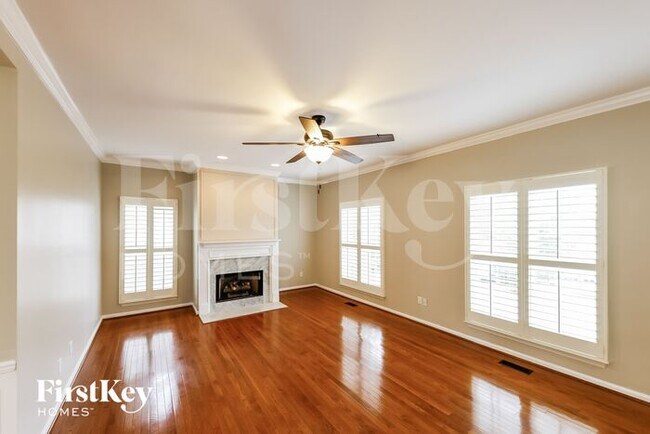 Building Photo - 3040 English Oaks Cir