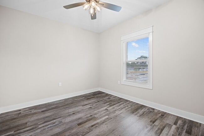 NEW 1BR Bedroom - Maple on Melody