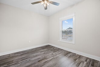 NEW 1BR Bedroom - Maple on Melody