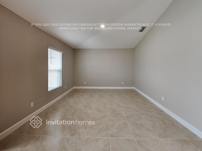 Building Photo - 1022 SW Alexandria Ave