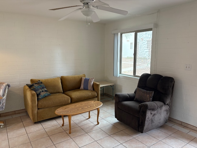 Building Photo - 469 S Paseo Lobo