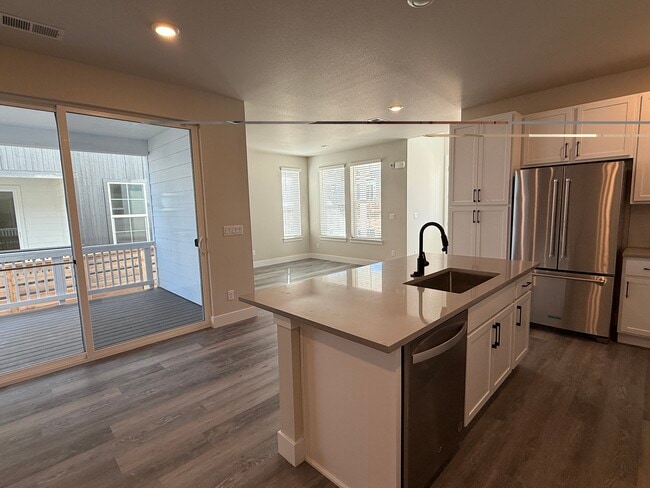 Building Photo - 8896 Yellowcress St