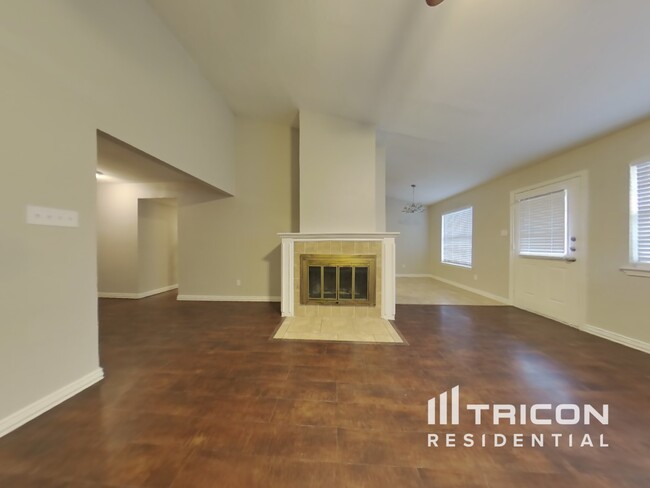 Foto del edificio - 2508 Havenwood Dr