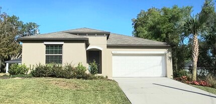 Building Photo - 13079 SW 43rd Ave Rd