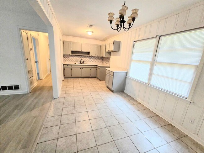 Foto del edificio - 204 W Park Ave