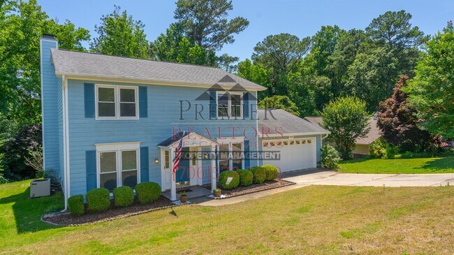 Building Photo - 3940 Biltmore Dr