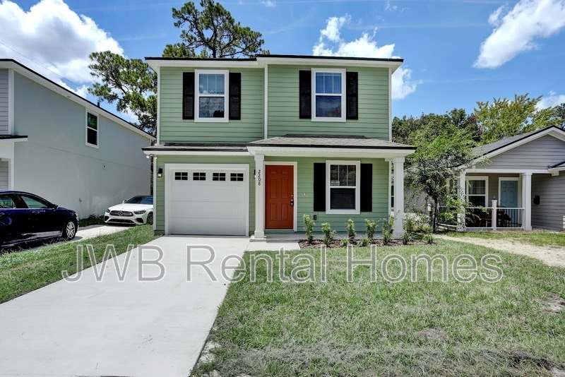 Primary Photo - 2208 Spires Ave