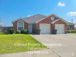 Building Photo - 2107 Charleston Ct