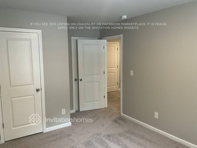 Foto del edificio - 117 Arborwood Way