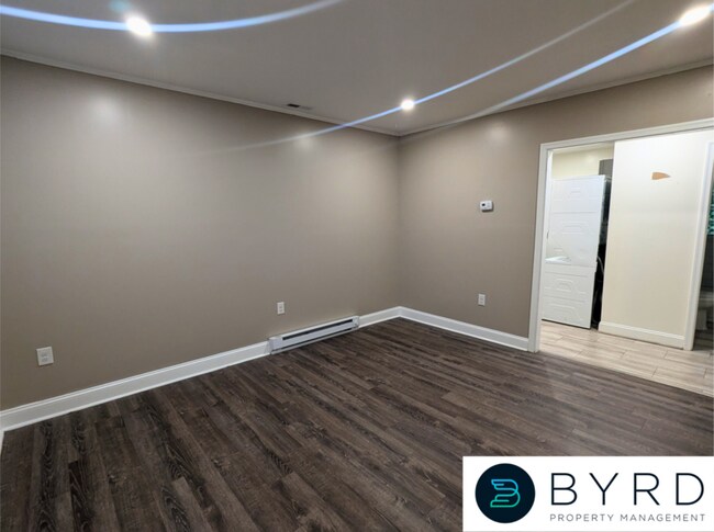 Foto del edificio - 4303 Britannia Rd