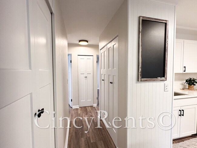 Foto del edificio - 988 Stratford Pl