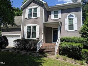 Building Photo - 214 Castle Hayne Dr