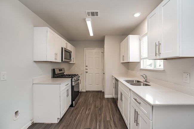 Foto del edificio - 18910 Brescia Ln