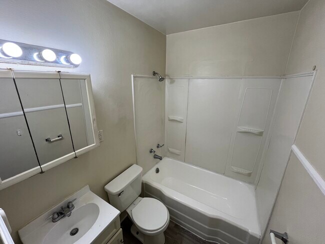 Foto del edificio - 2904 Lincoln St