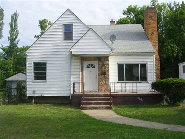 Primary Photo - 310 W Pierson Rd