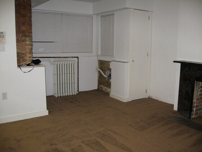 Foto del edificio - 1212 Linden Pl NE