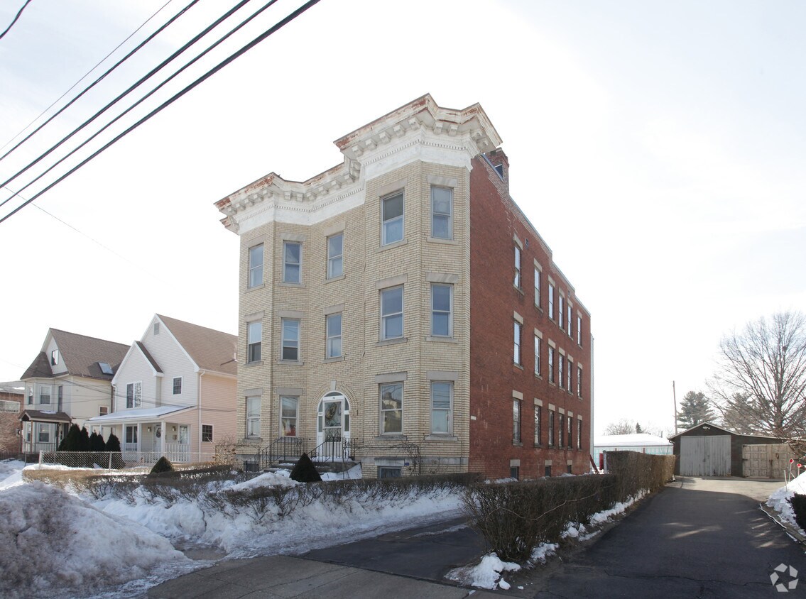 Building Photo - 25 Eaton St